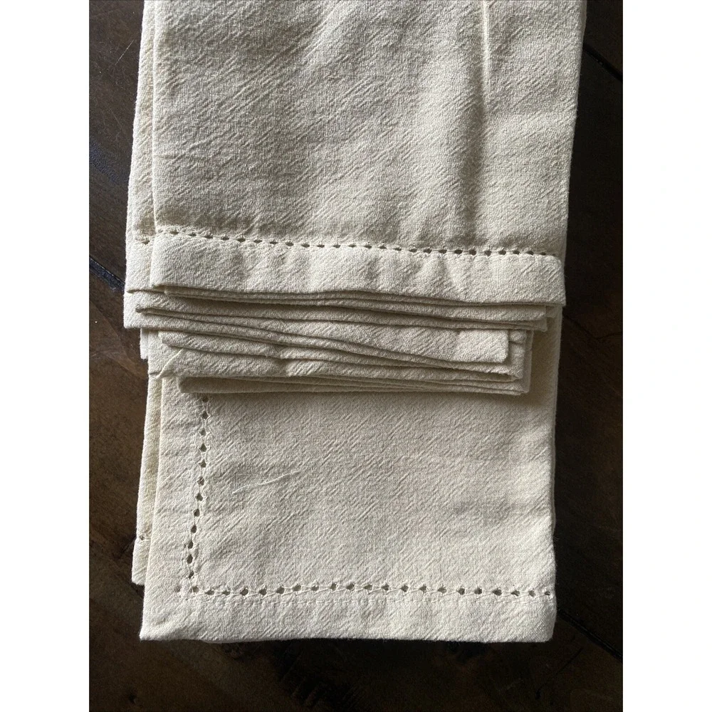 Hudson 43 Four Piece Napkin Set 20x20 Made In India Home Decore Cottage